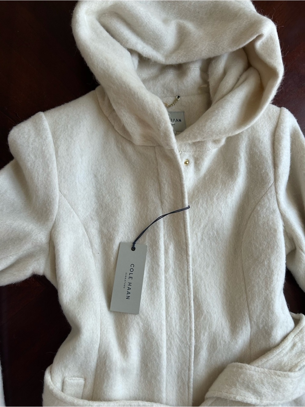 NEW Cole Haan Cream Hooded Belted Trench Coat SIZE 14 .
40% wool - Picture 4 of 11